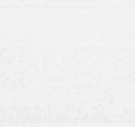 Serviette personnalisée 70x130cm avec prénom et ornement cœur brodé: 8 couleurs
